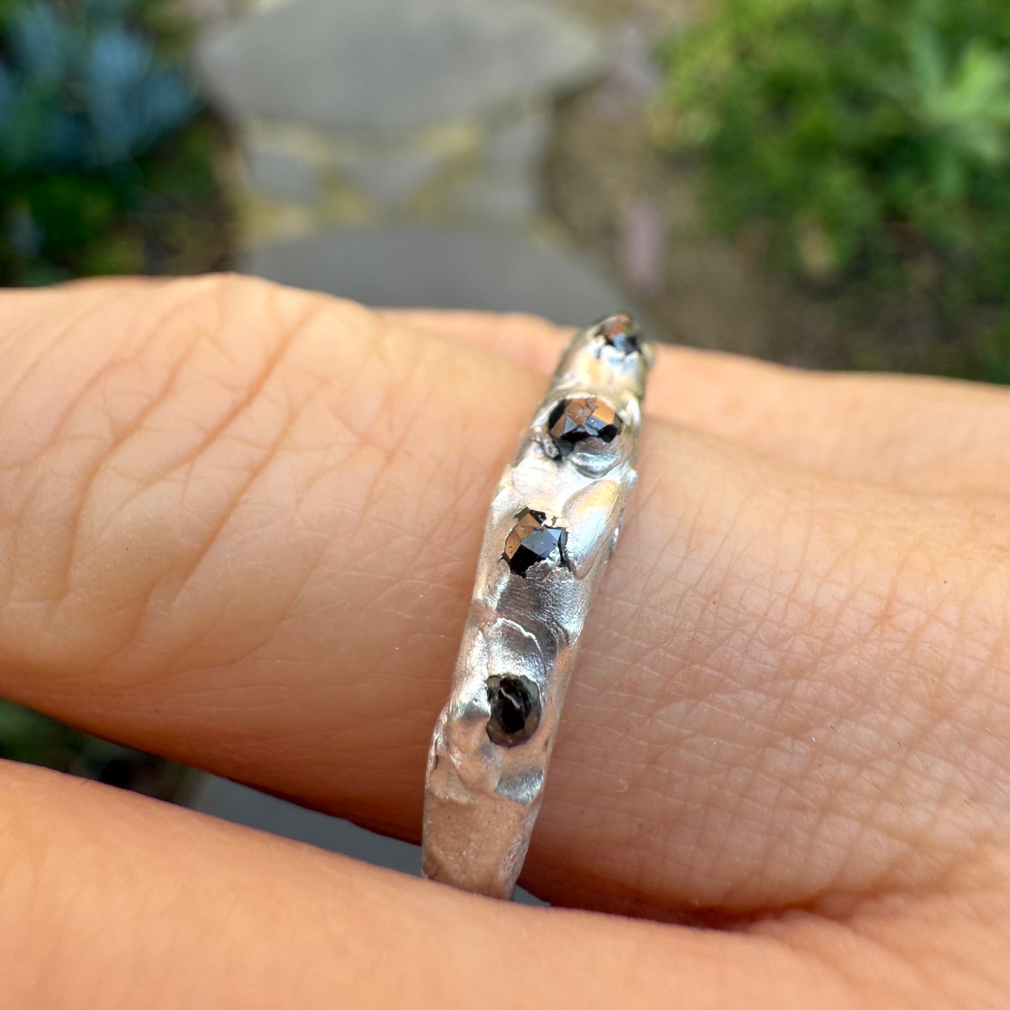 Arya ring