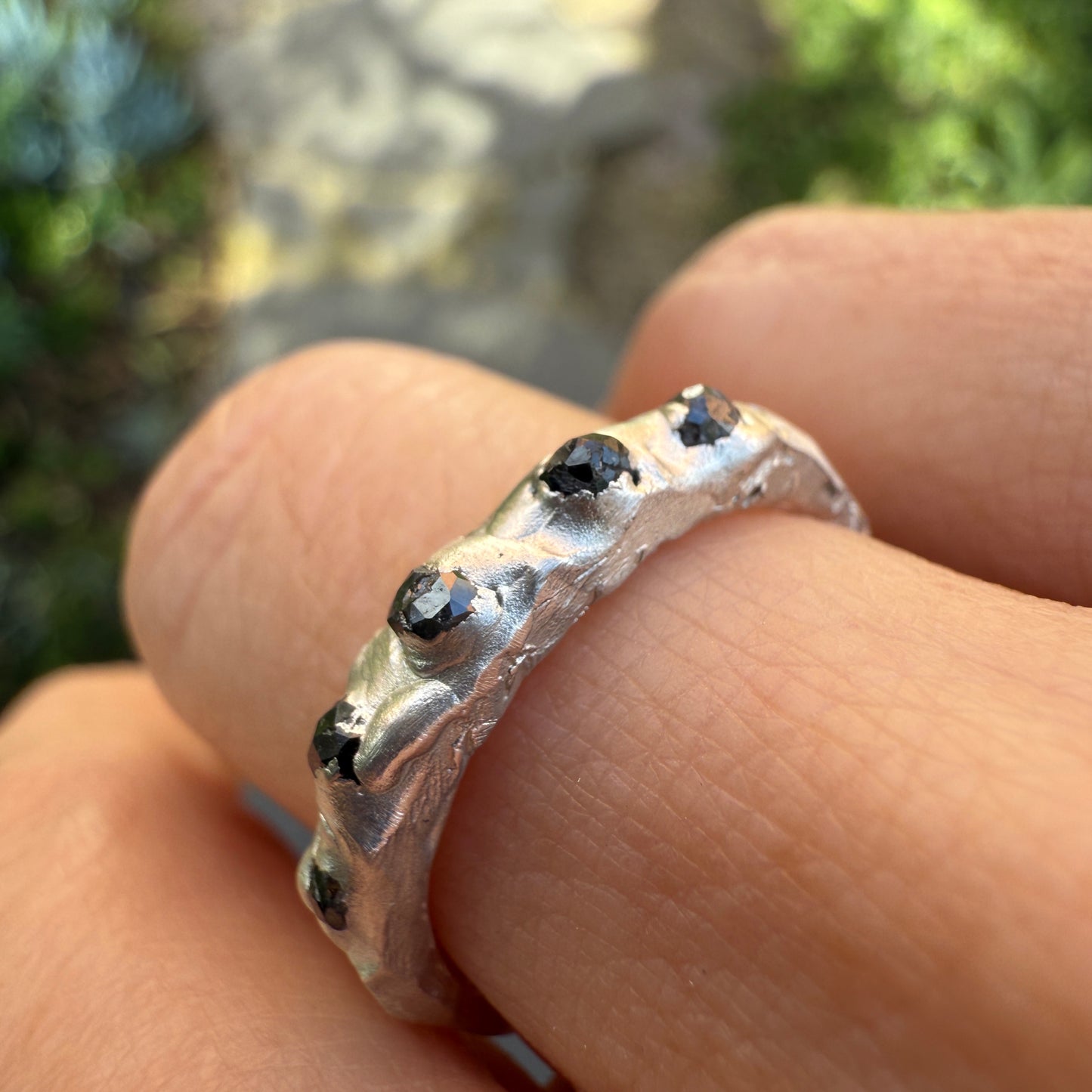 Arya ring