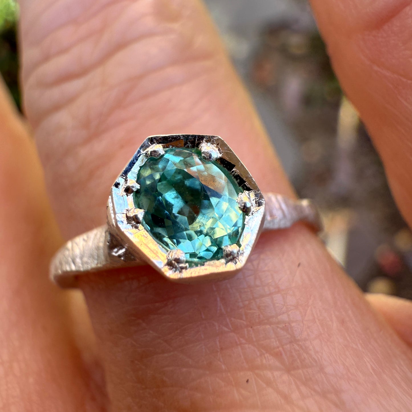 Luna ring